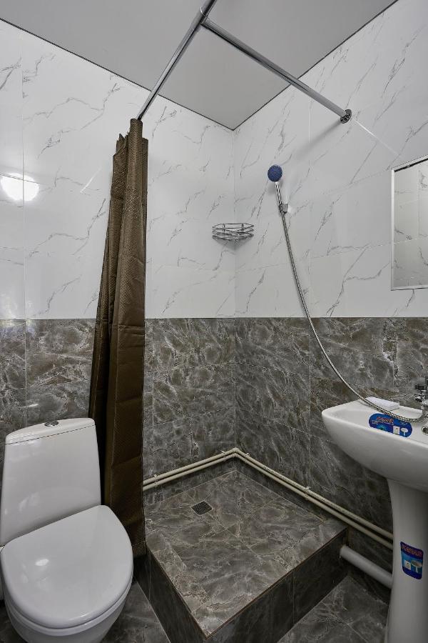 Апарт 33 Aparthotel Almatî Exterior foto