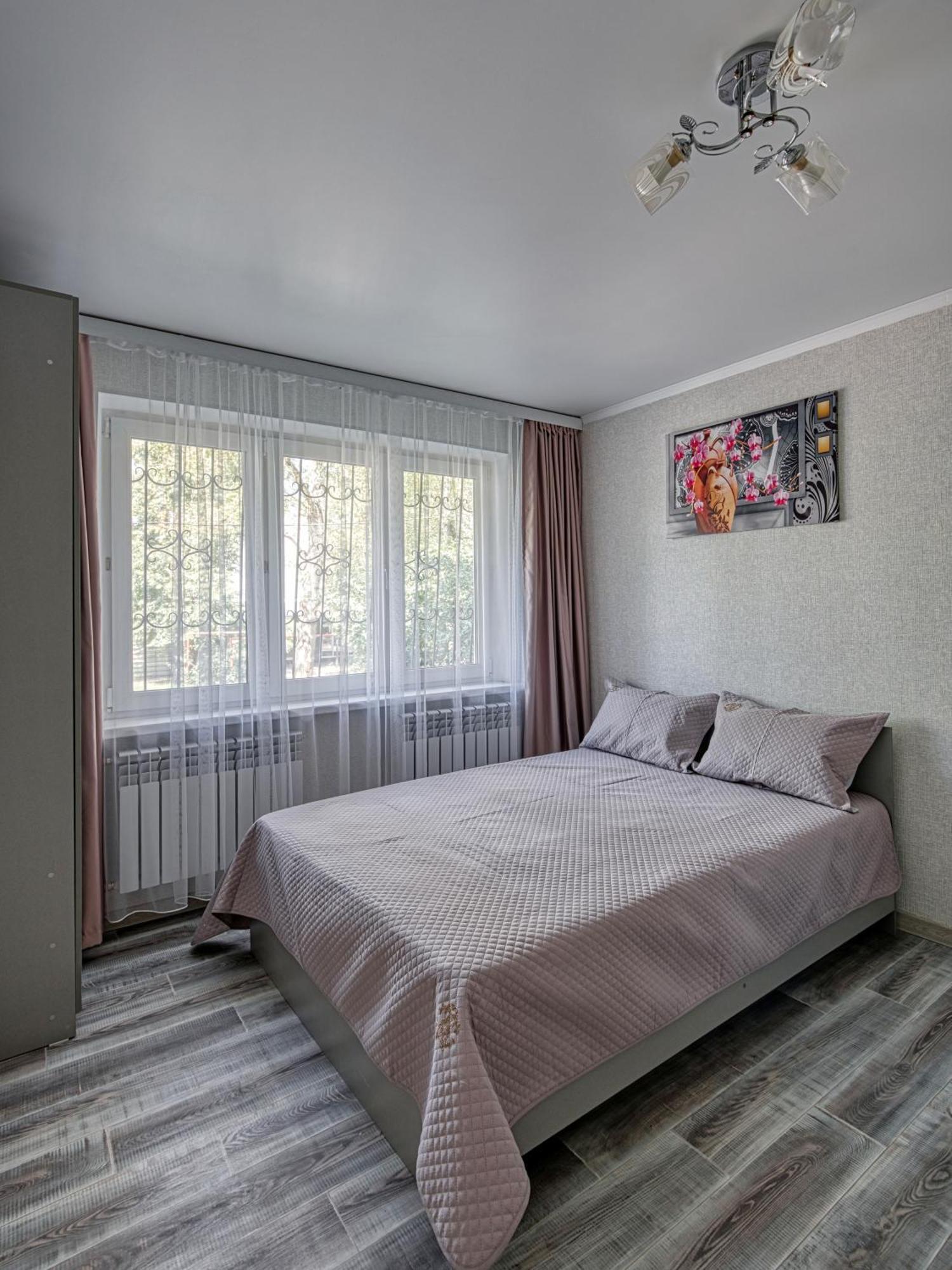 Апарт 33 Aparthotel Almatî Exterior foto